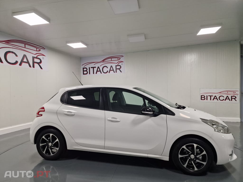 Peugeot 208 1.4 HDi Active
