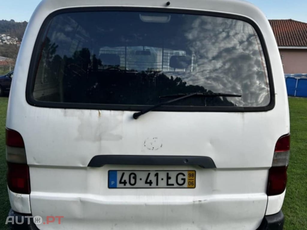 Toyota HiAce 21lk11