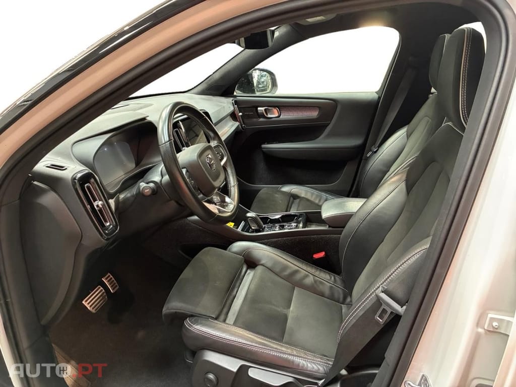 Volvo XC40 1.5 T5 PHEV R-Design