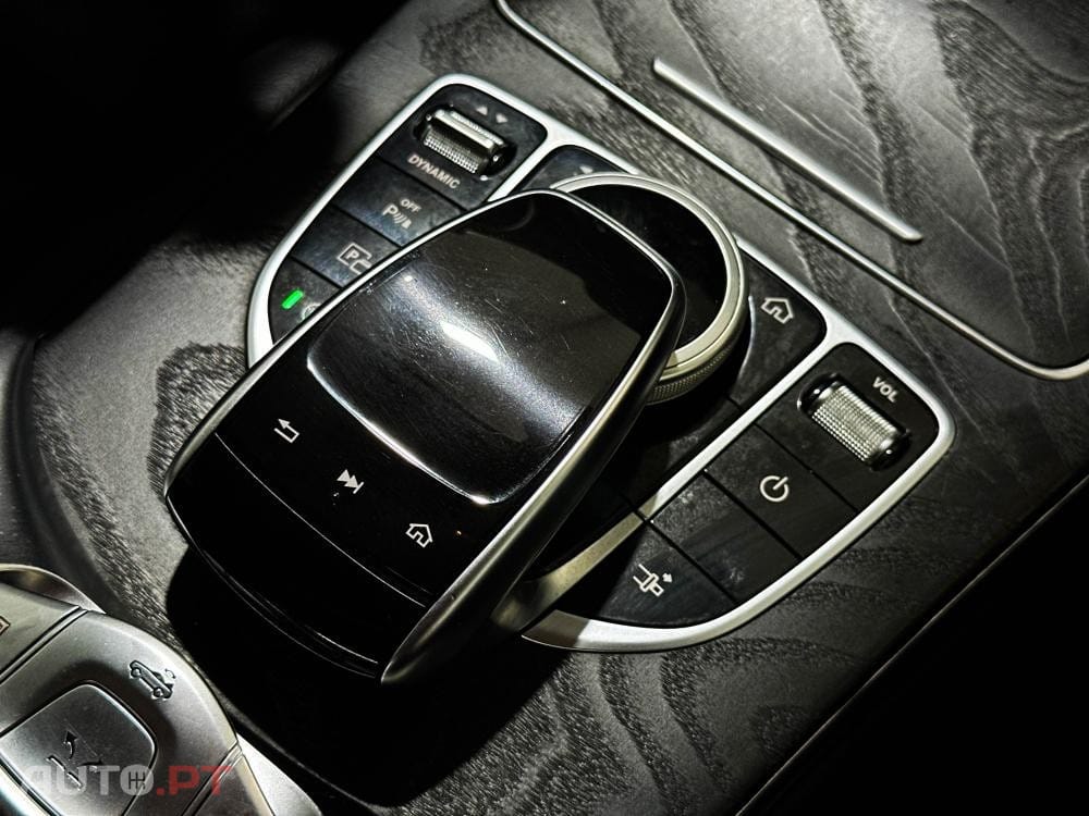 Mercedes-Benz C 200 Cabrio 9G-Tronic AMG Line