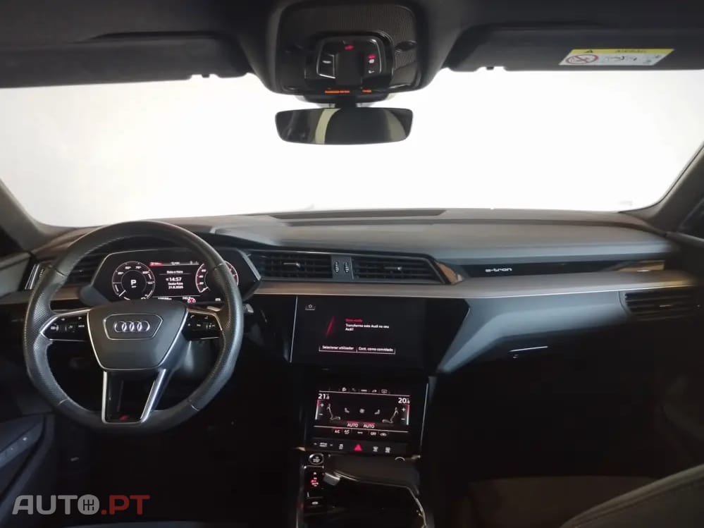 Audi E-Tron 55 quattro S line