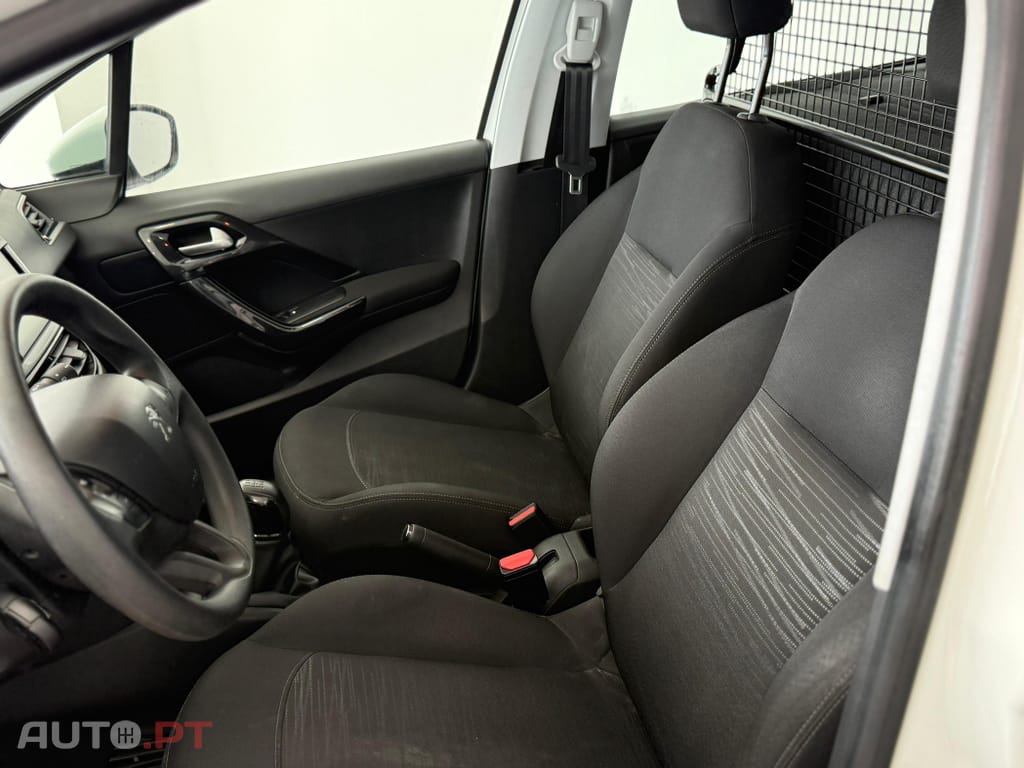 Peugeot 208 1.5 BlueHDi Active