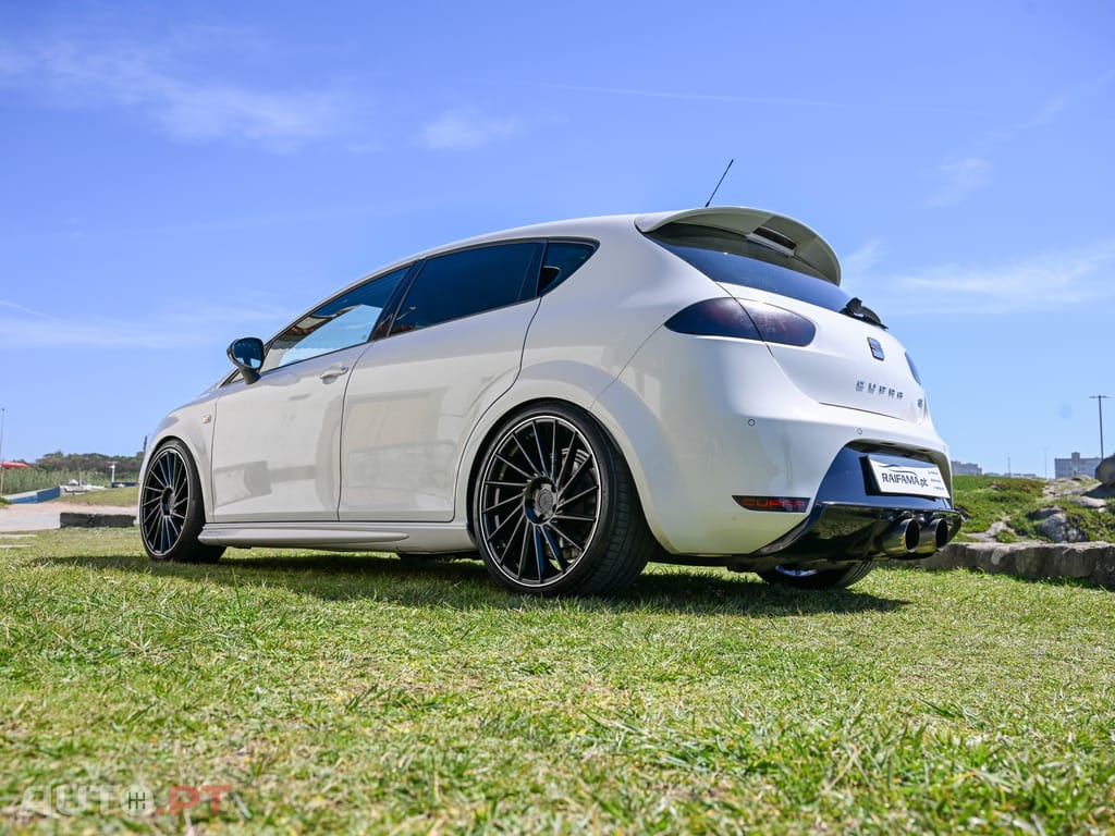 Seat Leon 2.0 TSi Cupra R