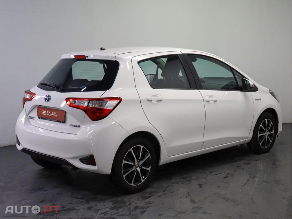 Toyota Yaris 1.5 HSD Comfort
