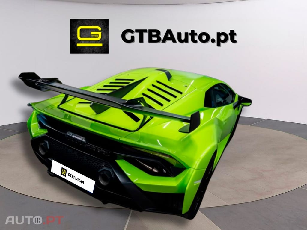 Lamborghini Huracán STO