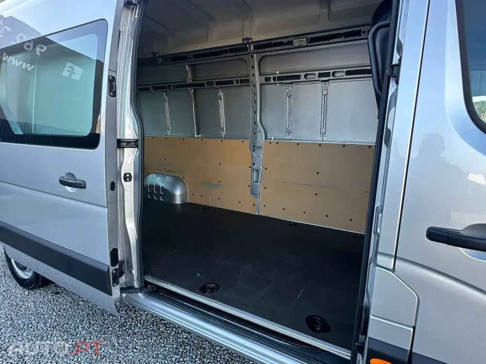 Renault Master Outro