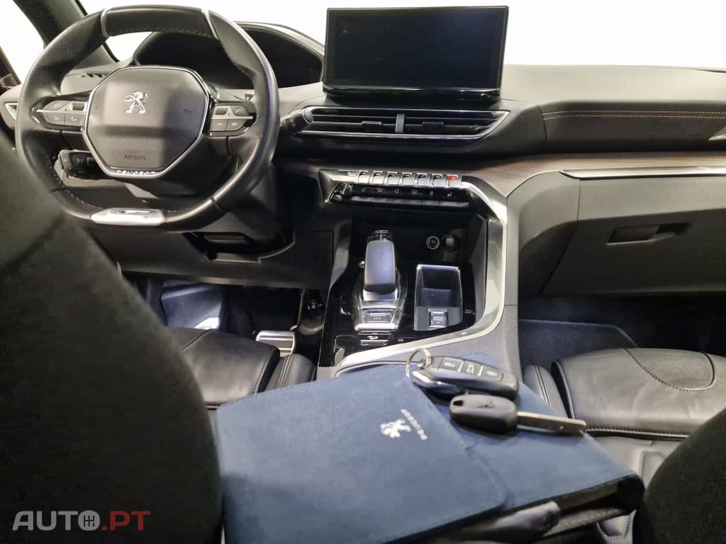 Peugeot 3008 1.6 Hybrid4 GT Line e-EAT8