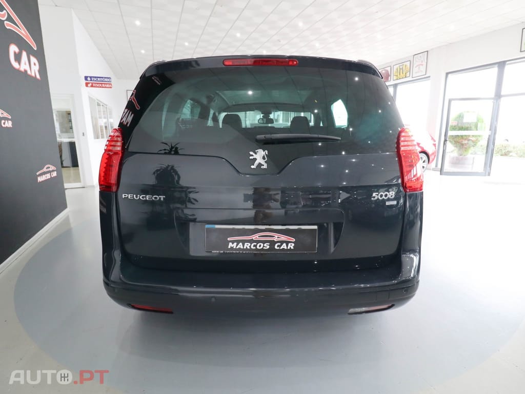 Peugeot 5008 1.6 E-HDi 7L Active 2-Tronic