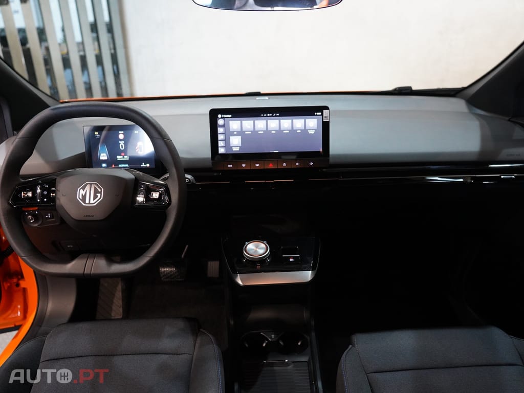 MG MG4 51 kWh Standard