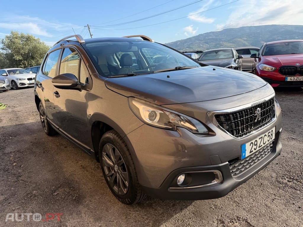 Peugeot 2008 1.2 PureTech Style