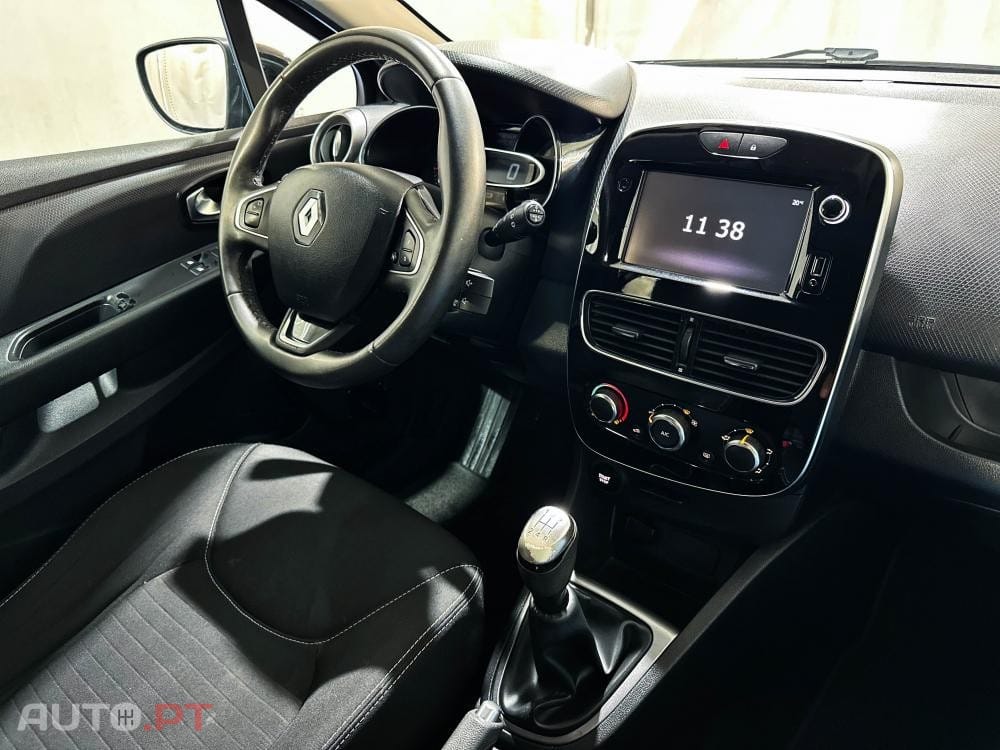 Renault Clio Sport Tourer ST Limited Edition