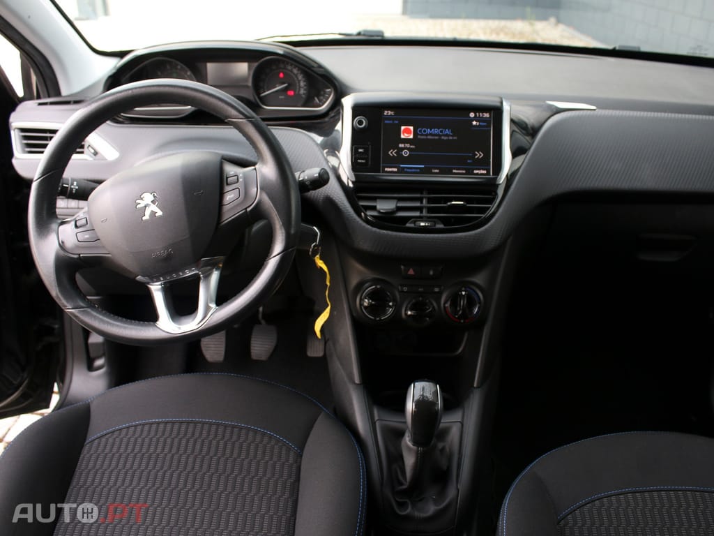 Peugeot 208 1.2 PureTech Style