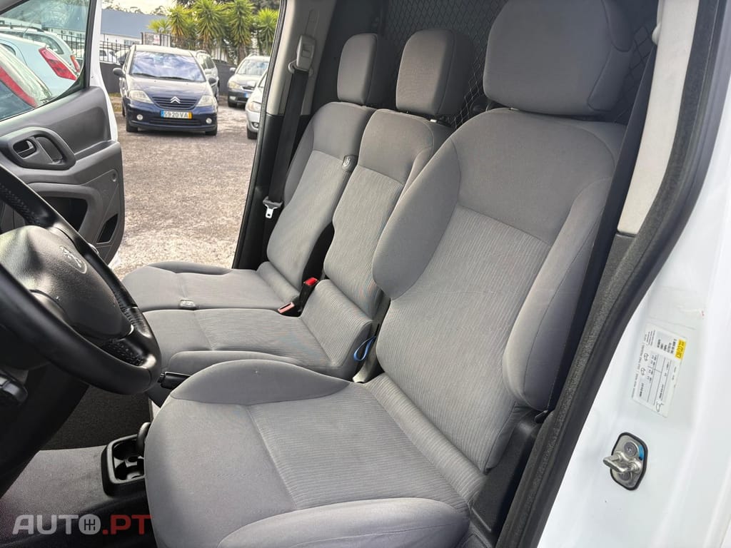 Peugeot Partner 1.6 BlueHDi L1 Premium 3L