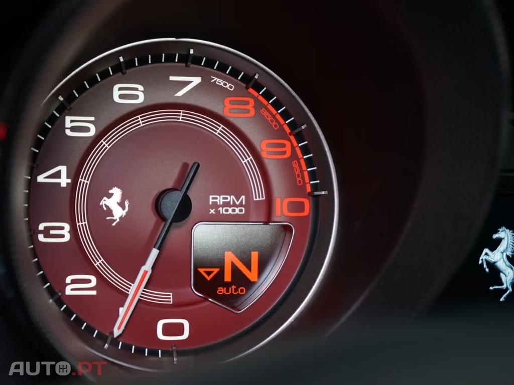 Ferrari F8 CARBON