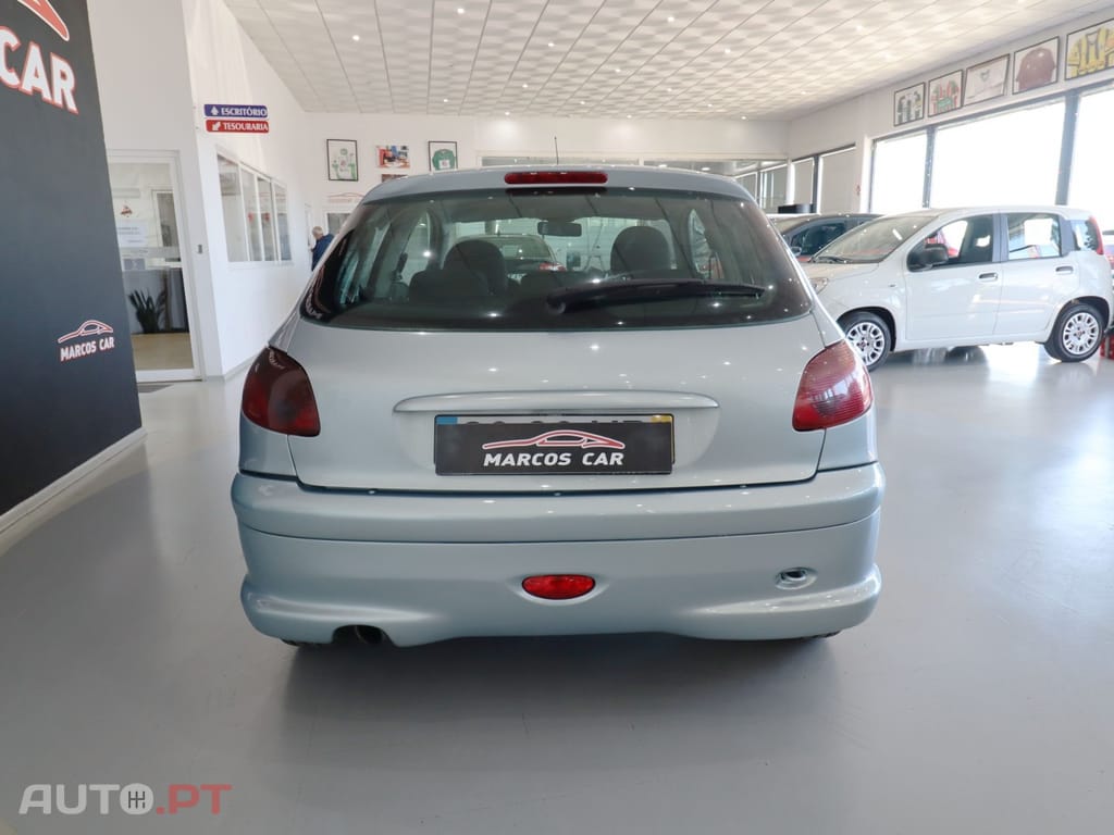 Peugeot 206 1.4 HDi ColorLine