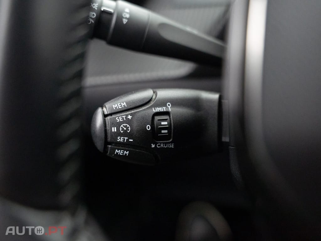 Peugeot E-208 50 kWh Allure