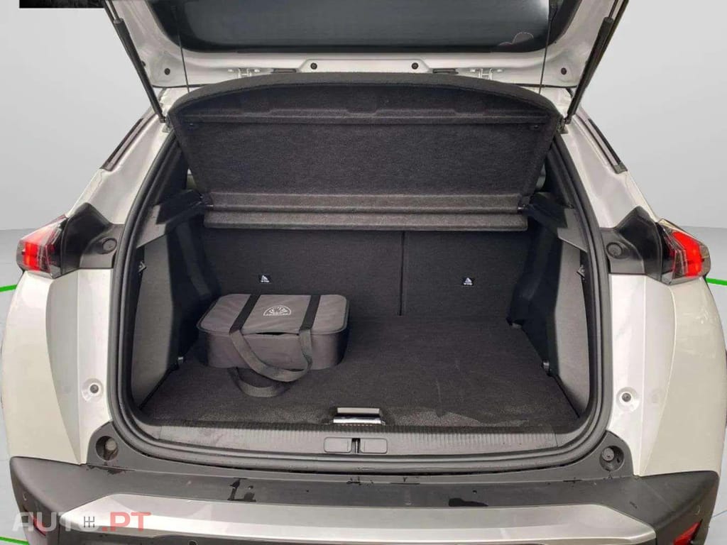 Peugeot E-2008 GT