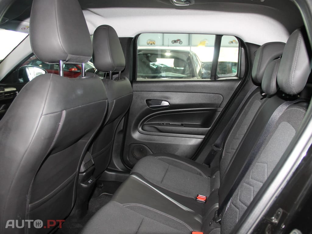 Jeep Avenger 1.2 GSE T3 Altitude