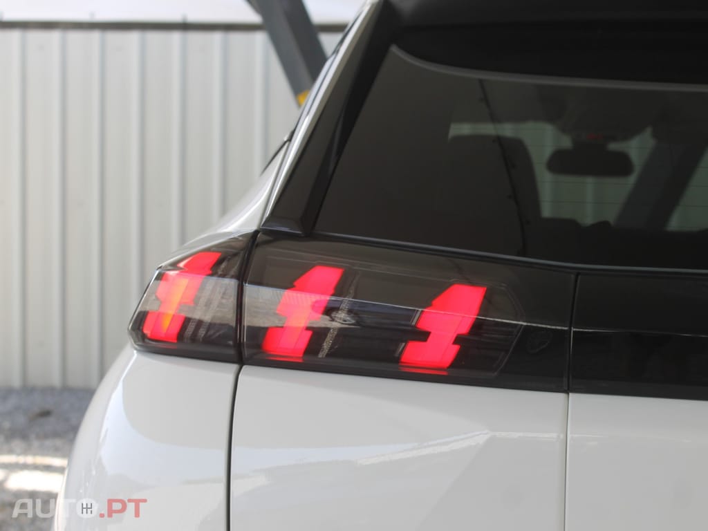 Peugeot 2008 1.5 BlueHDi Allure