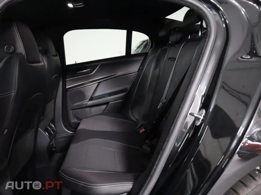Jaguar XE 20d R-Sport