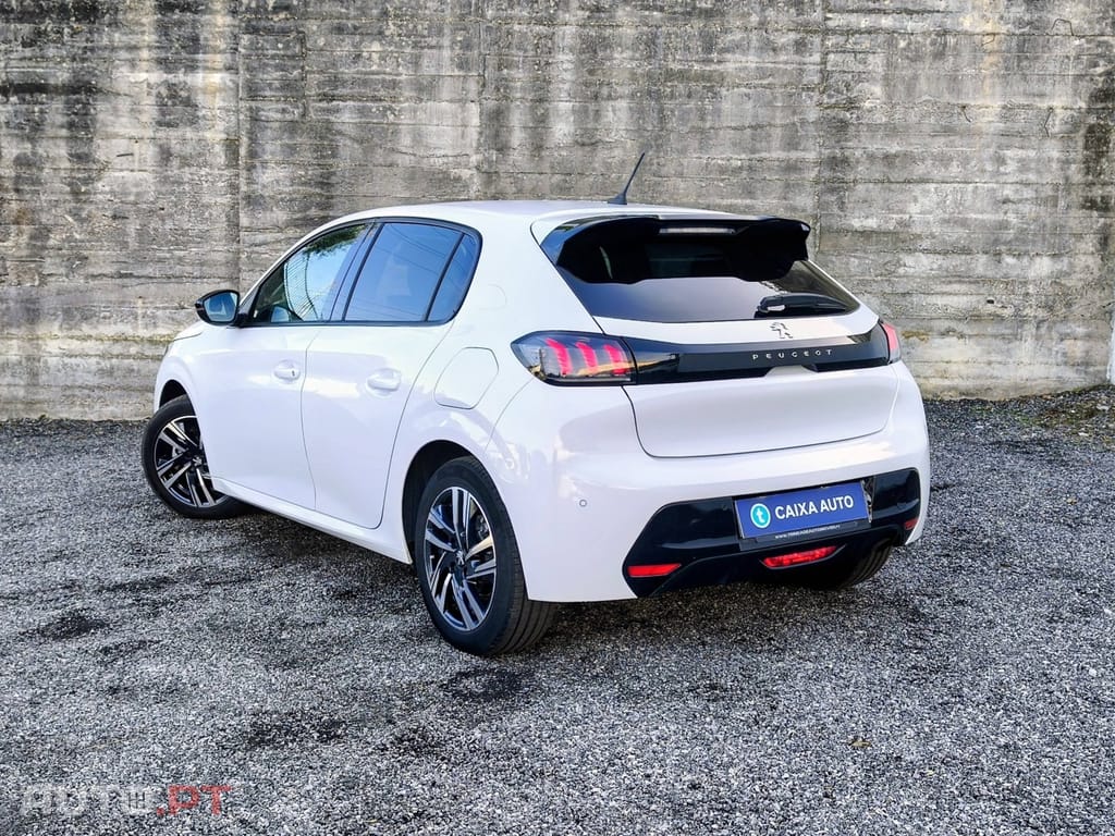 Peugeot 208 PureTech 100 EAT8 Allure