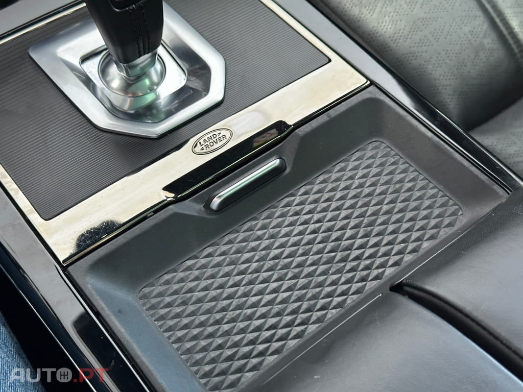 Land Rover Evoque P250 R-Dynamic HSE