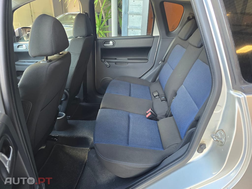 Mitsubishi Colt 1.1 E-motion