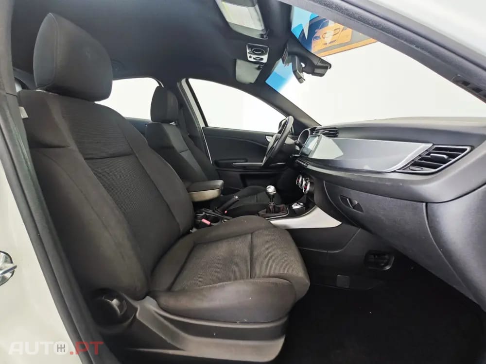 Alfa Romeo Giulietta 1.6 JTDM Veloce