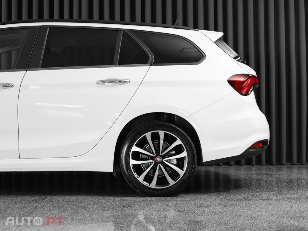 Fiat Tipo 1.3 M-Jet Lounge