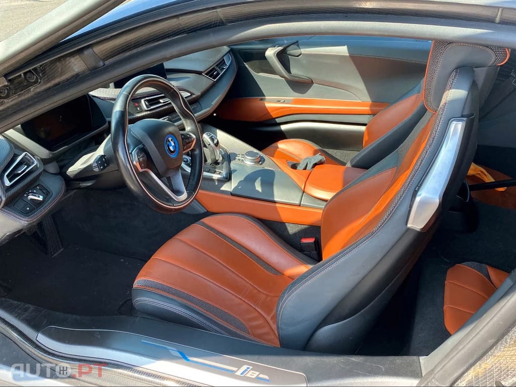 BMW i8 Basis