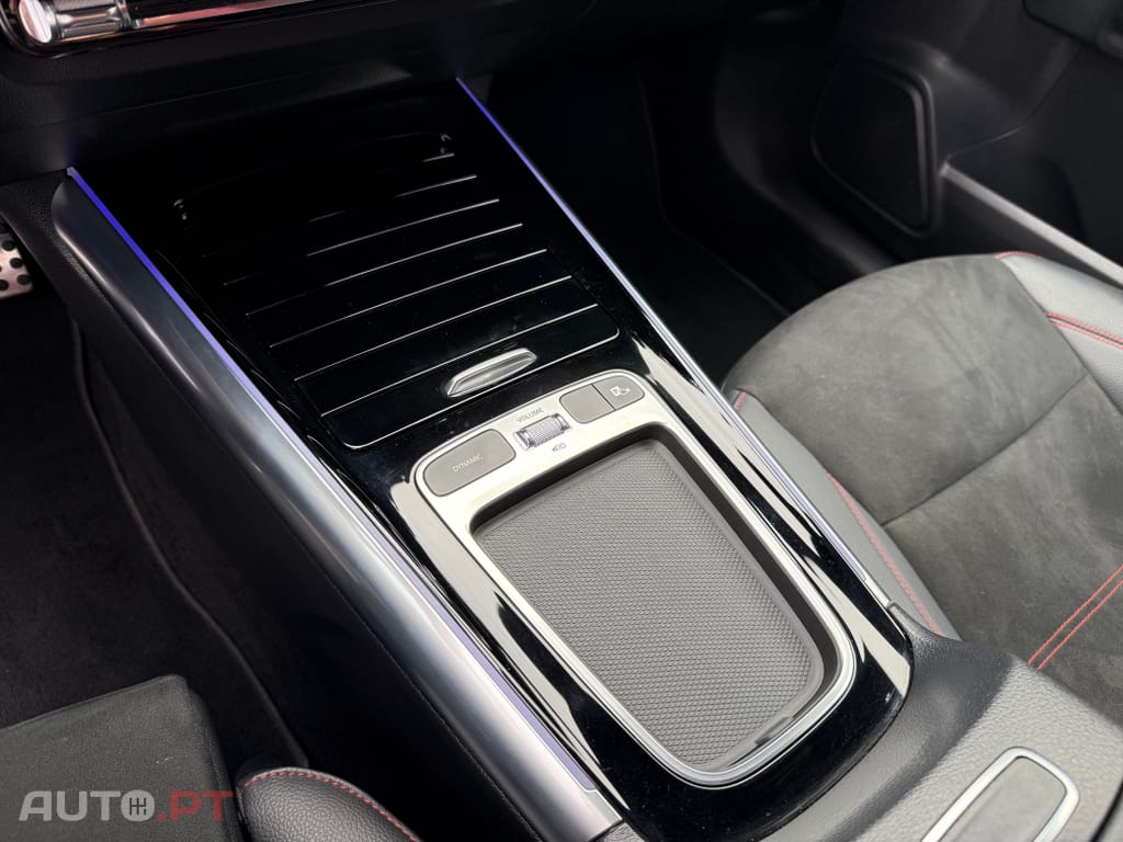 Mercedes-Benz GLA 180 d AMG Line