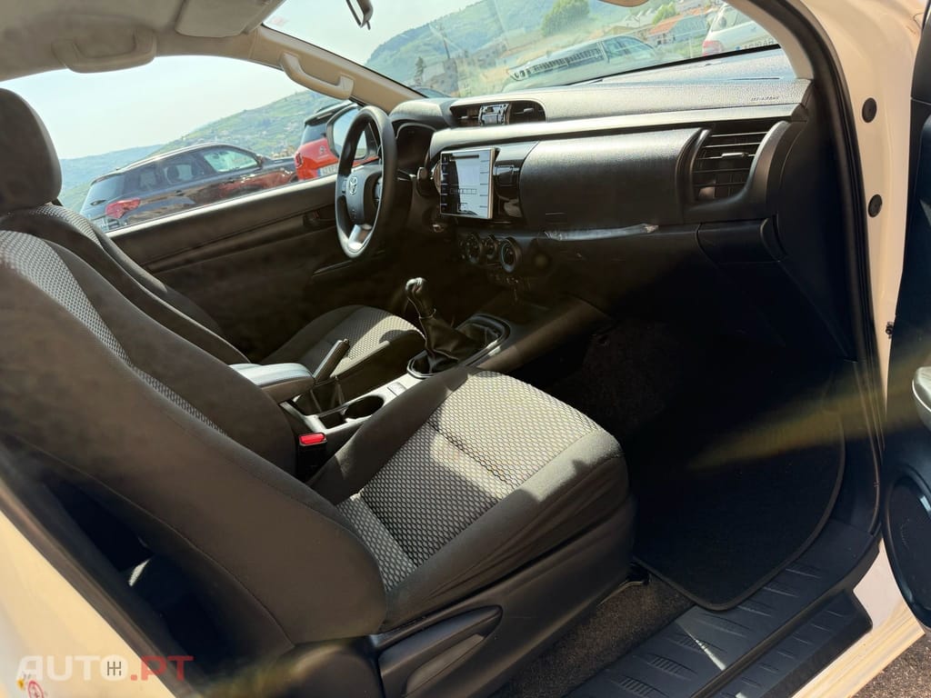 Toyota Hilux 4x4 Cabine Dupla S&S Comfort