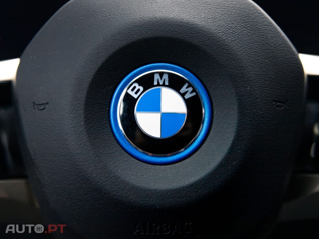 BMW iX xDrive 40