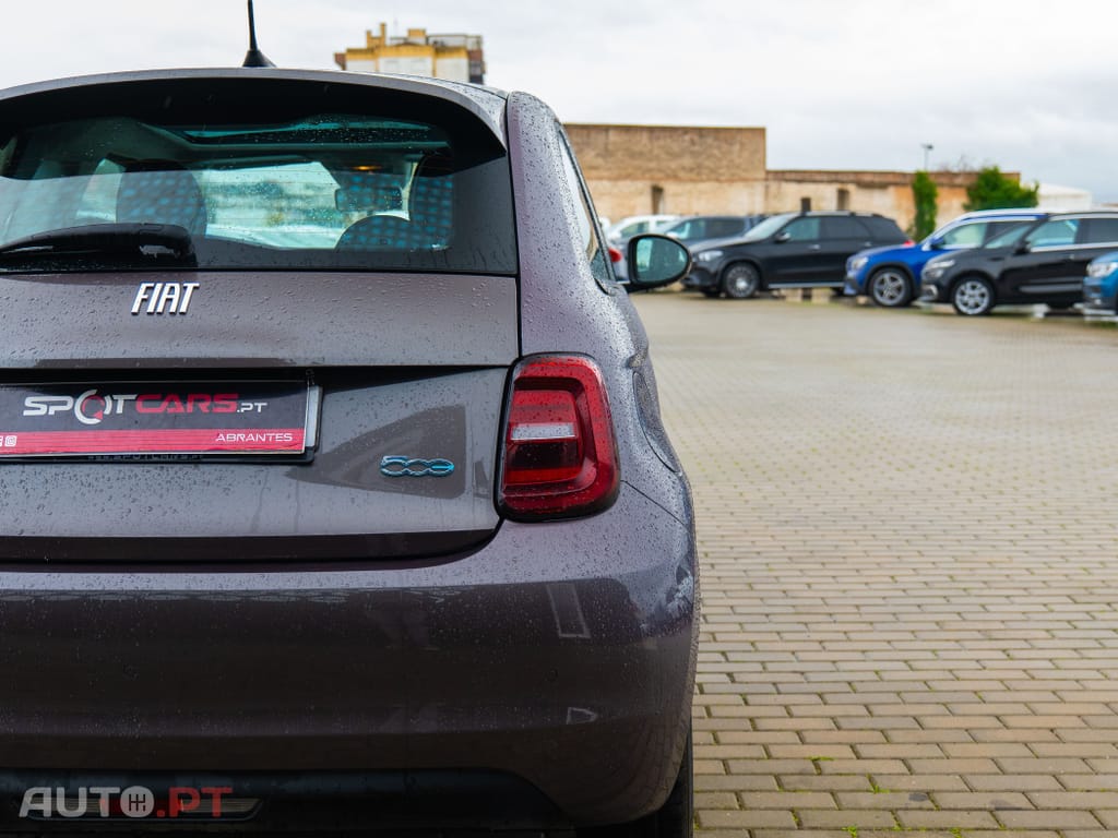 Fiat 500e 42kWh ICON
