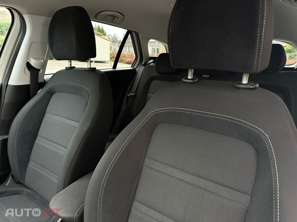 Fiat Tipo 1.3 M-Jet Lounge