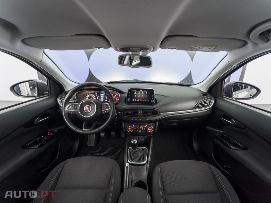 Fiat Tipo 1.3 M-Jet Lounge