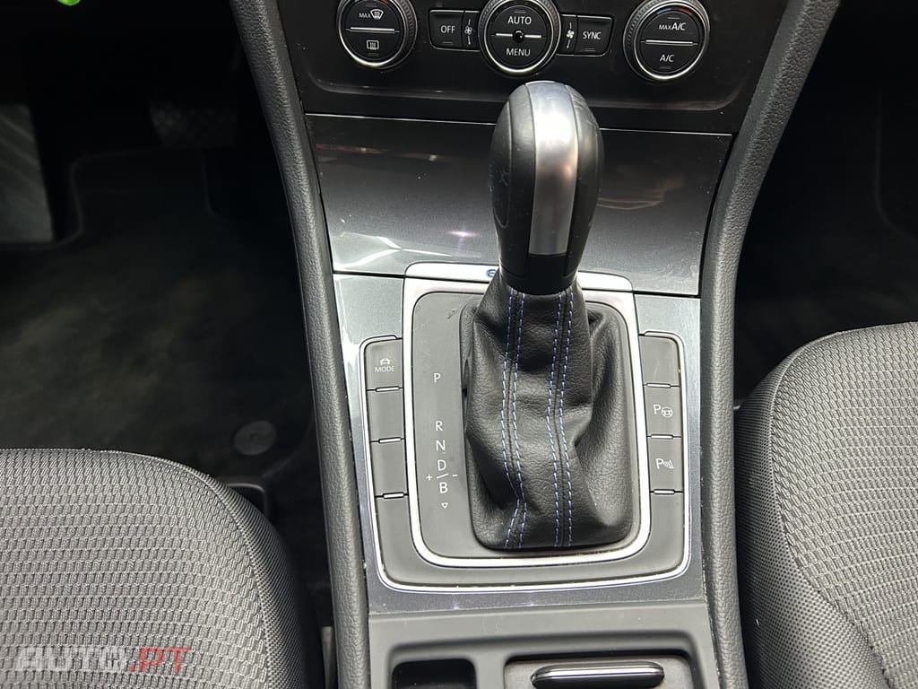 Volkswagen e-Golf AC/DC