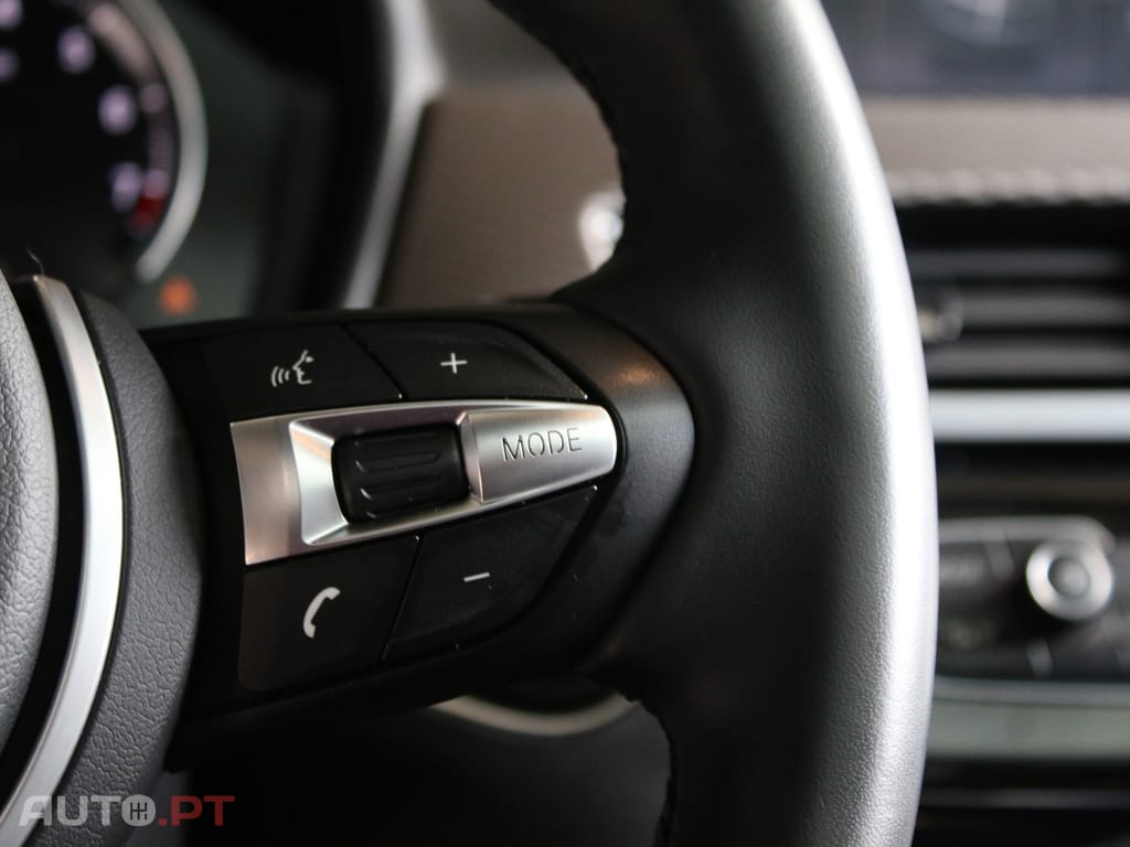 BMW X2 25 e xDrive Pack M