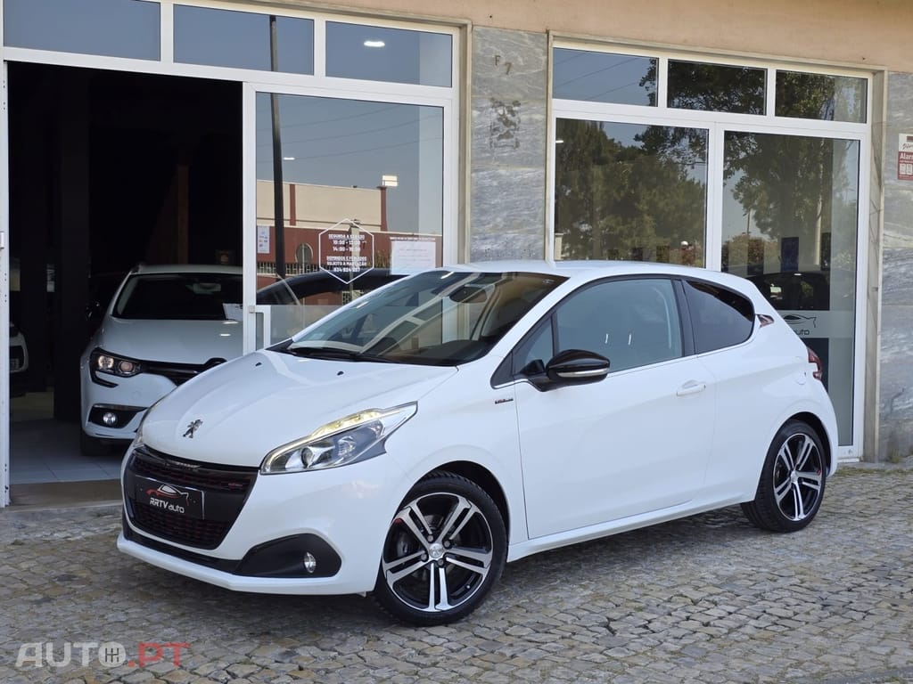 Peugeot 208 1.2 PureTech GT Line