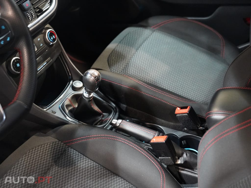 Ford Puma 1.0 EcoBoost mHEV ST-Line
