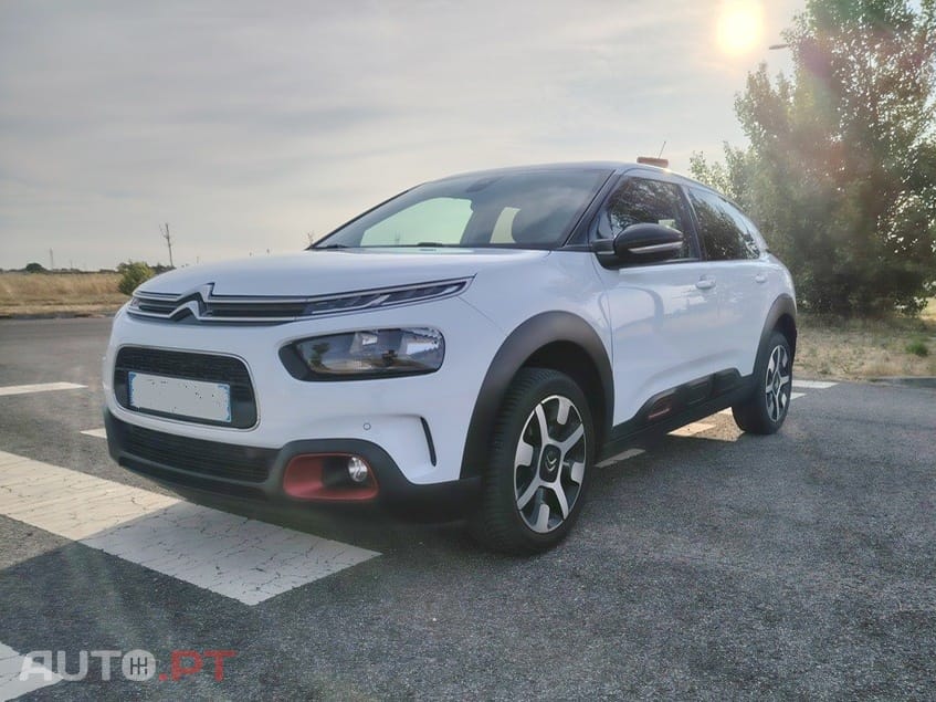 Citroen C4 Cactus SHINE 130 CV S&S 5P COM EXTRAS