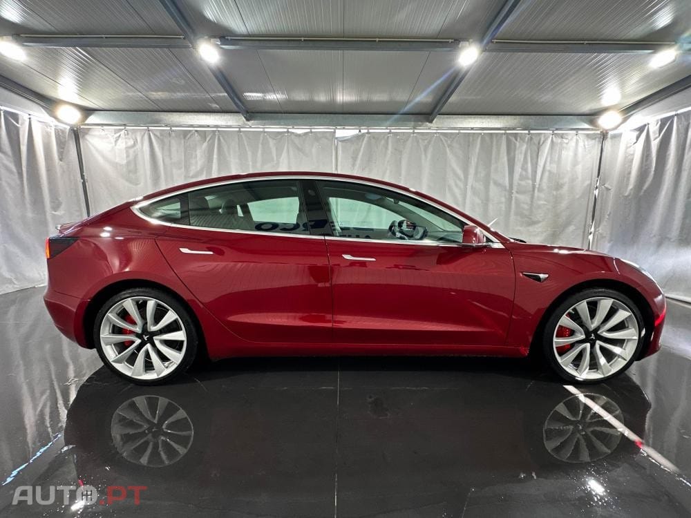 Tesla Model 3 Performance Dual Motor AWD