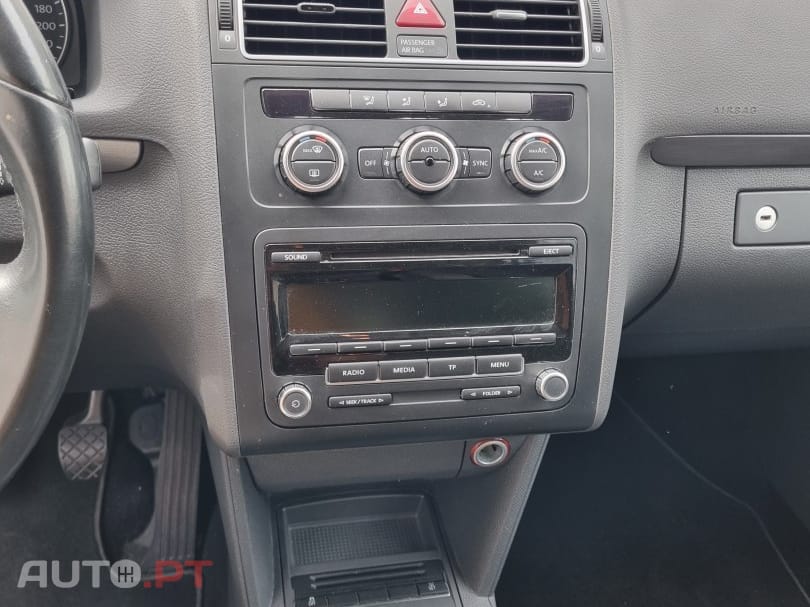 Volkswagen Touran 1.6 TDI Blue.Highine 7L