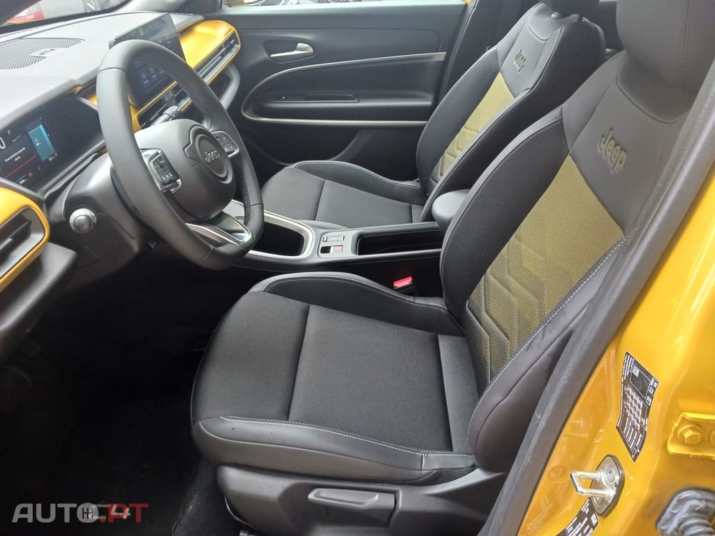Jeep Avenger 54 kWh Summit