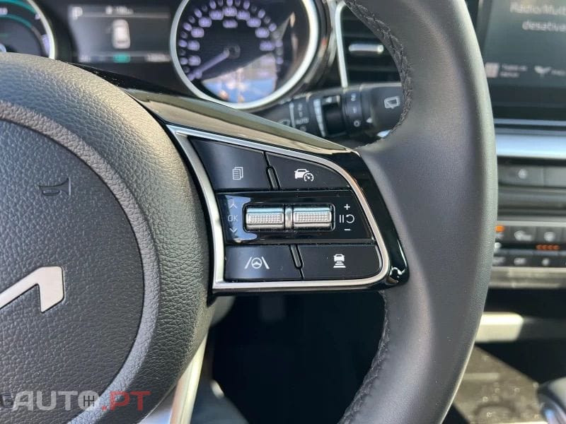 Kia Ceed SW 1.6 GDi 6DCT PHEV Drive