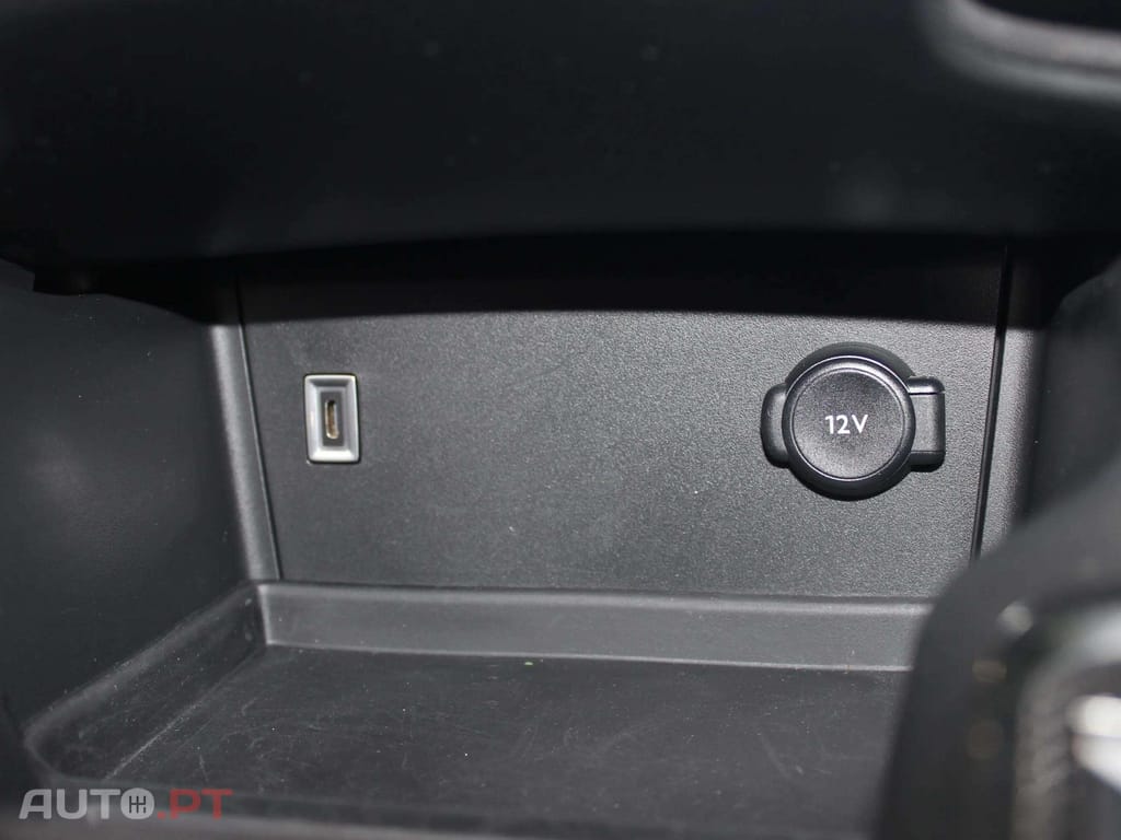 DS DS7 E-Tense 4x4 Performance Line +