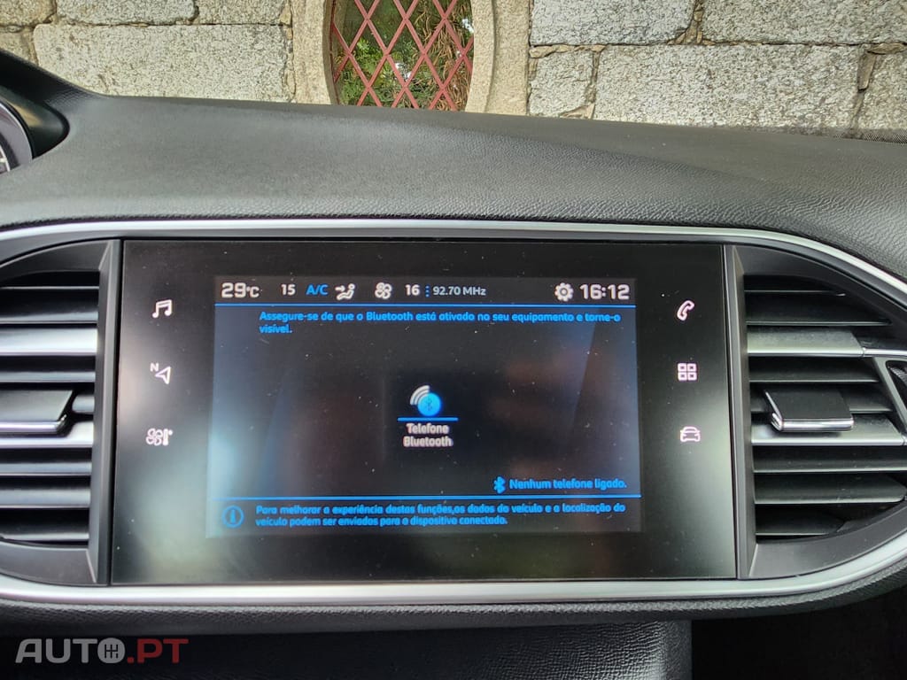 Peugeot 308 1.5 BlueHDi Business Line