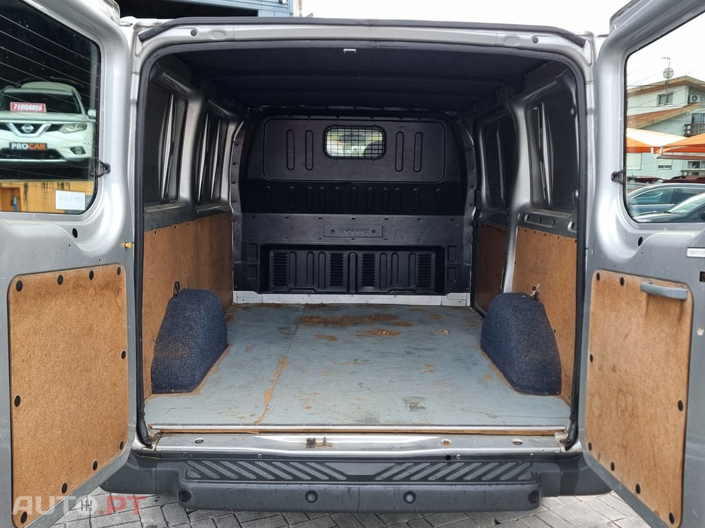 Ford Transit 350L 2.2 TDCi Longa-T.Médio