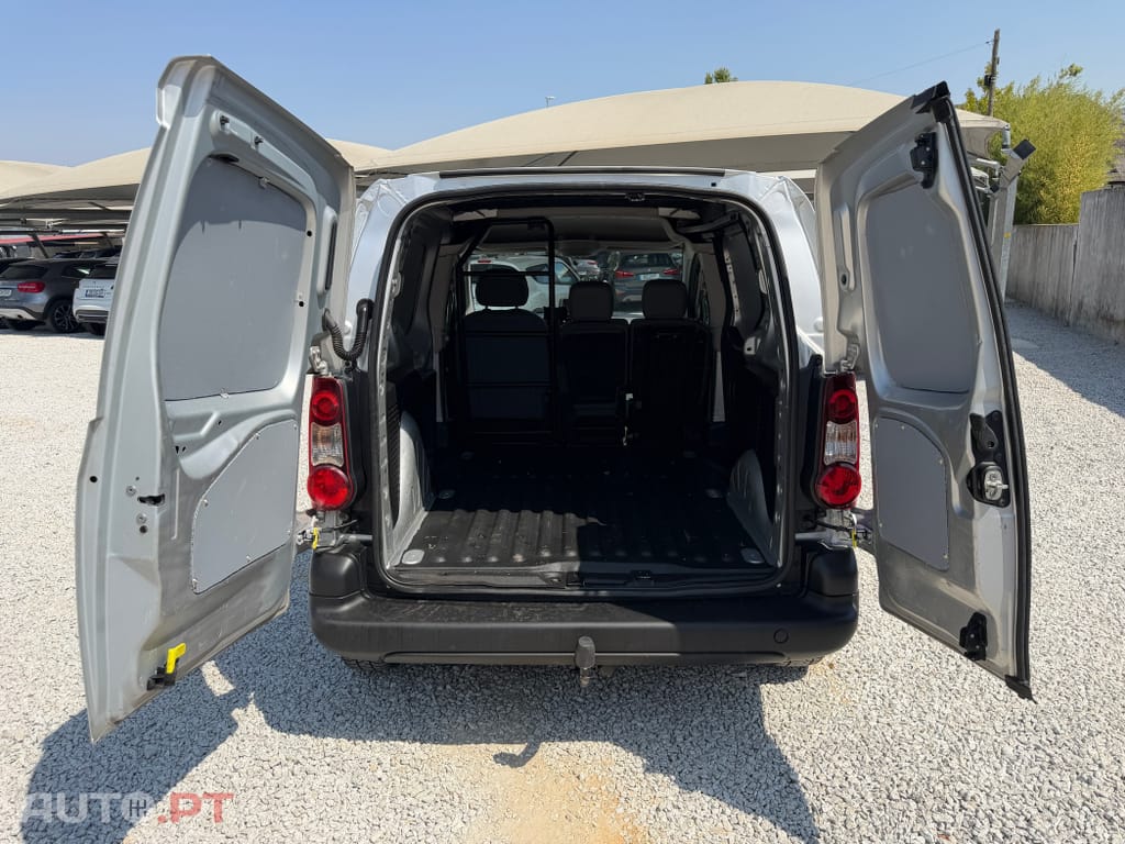 Citroen Berlingo 1.6 HDI 3LUG c/ GPS e AC