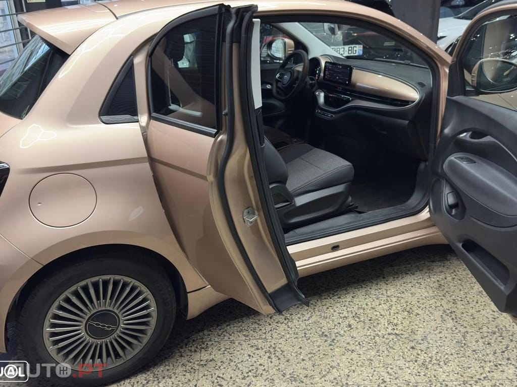 Fiat 500e 42 kWh